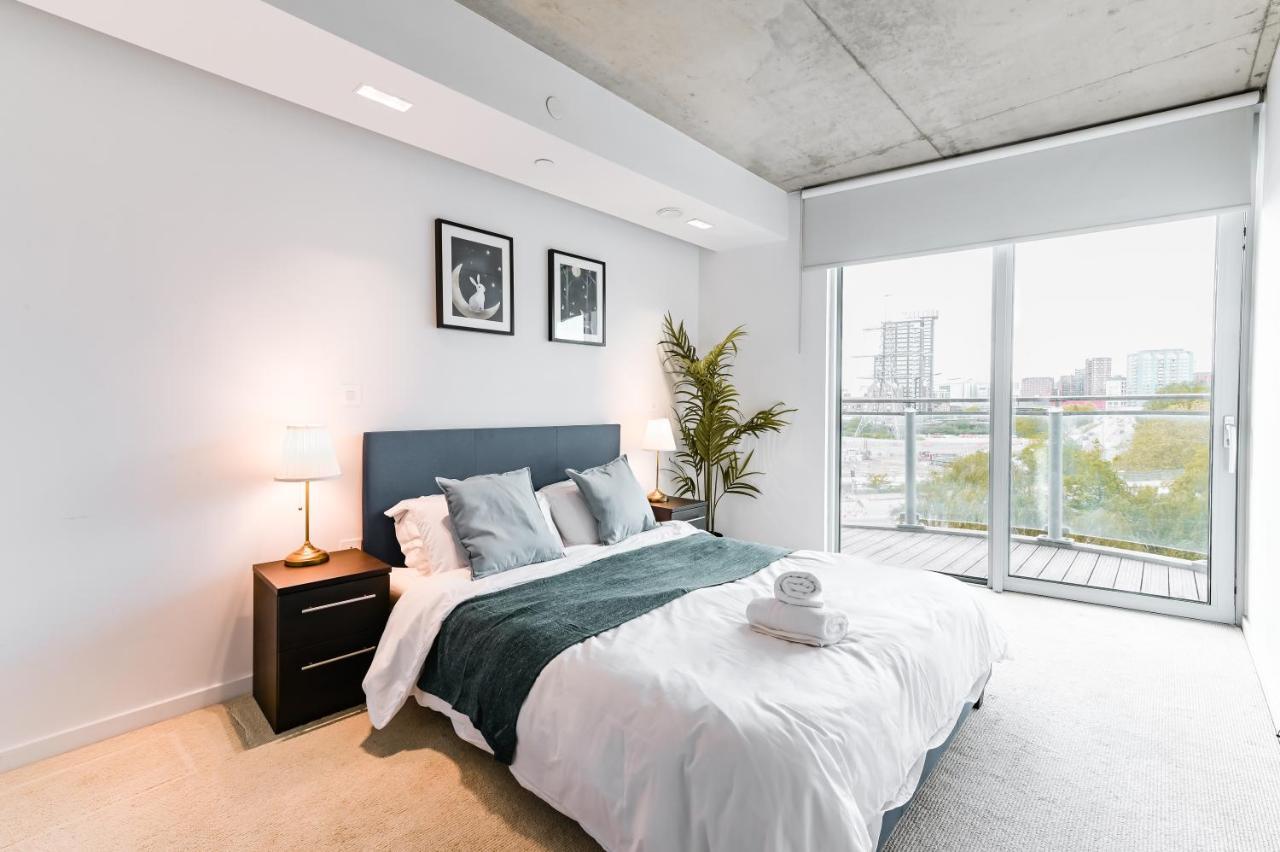 Khayat Homes - The Curve - One Bed Londra Exterior foto